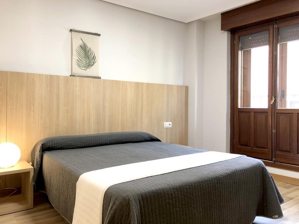Bearan Bar & Rooms Pamplona Exterior photo